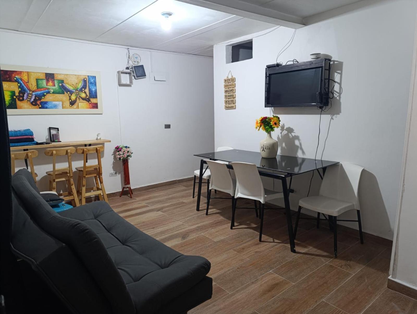 E1 Aire Acondicionado 100mt2, 4 Habtaciones En La Mejor Zona, Laureles Estadio Apartamento